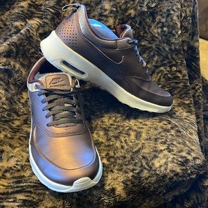 Nike Airmax Thea Purple Leather